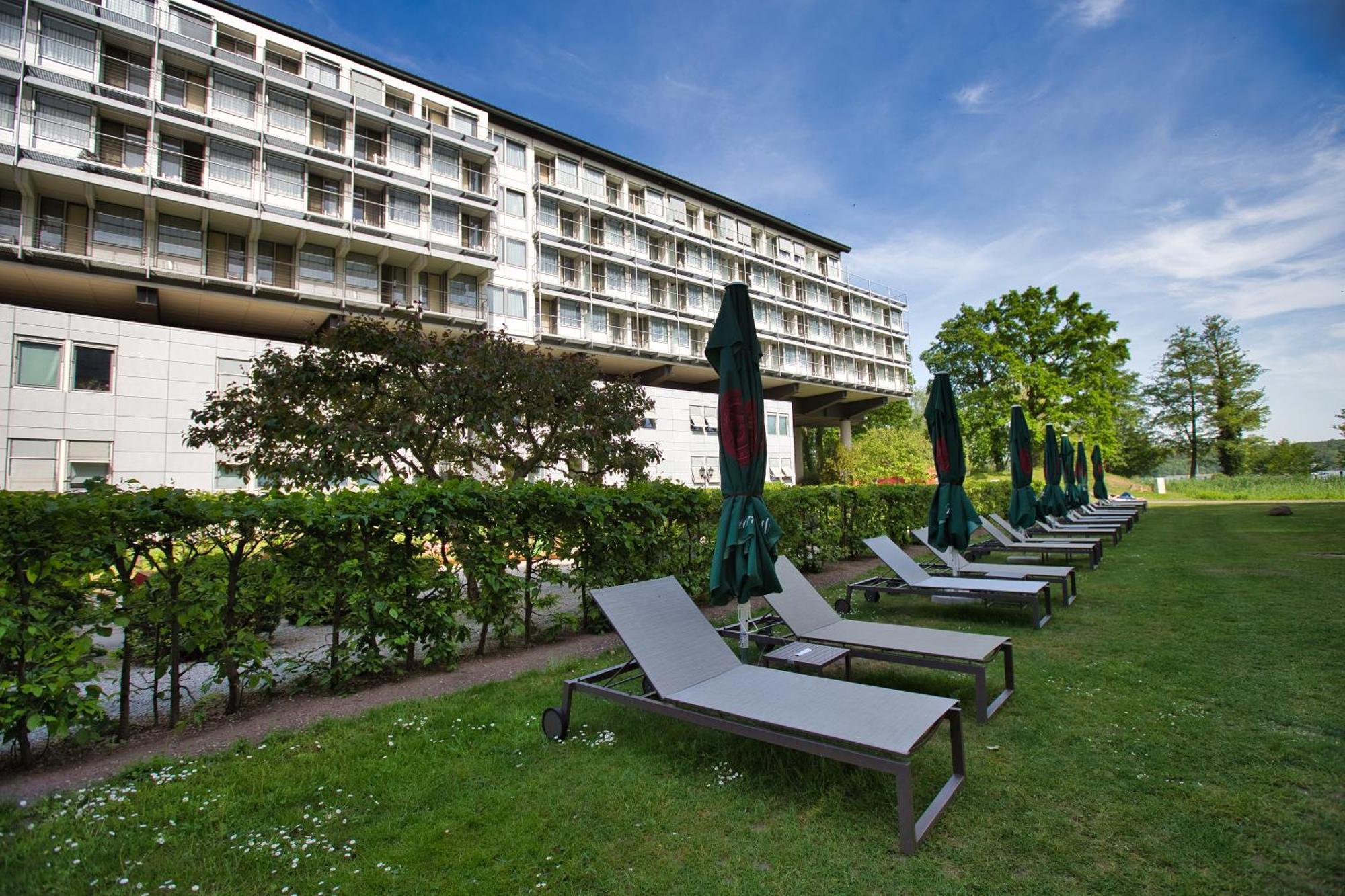 Kongresshotel Potsdam Am Templiner See Exterior photo