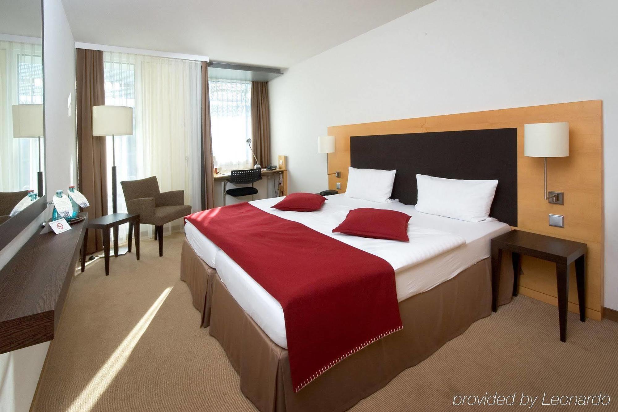 Kongresshotel Potsdam Am Templiner See Room photo